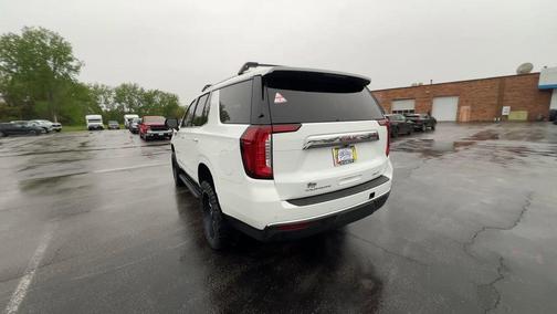 Summit White 2022 GMC Yukon SLT