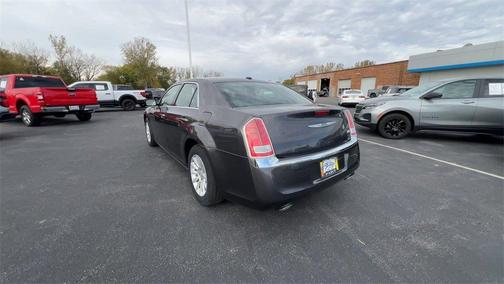 2013 Chrysler 300 Base