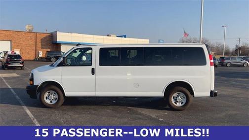 2024 Chevrolet Express 3500 LS