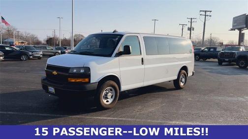 2024 Chevrolet Express 3500 LS