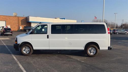 2024 Chevrolet Express 3500 LS