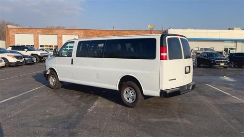 2024 Chevrolet Express 3500 LS