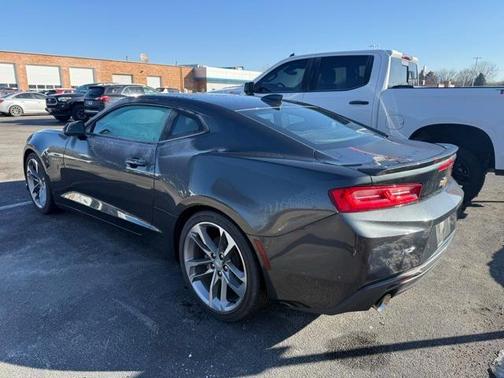 2017 Chevrolet Camaro 2LT