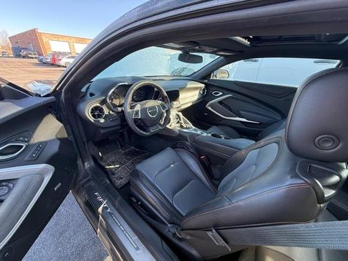 2017 Chevrolet Camaro 2LT