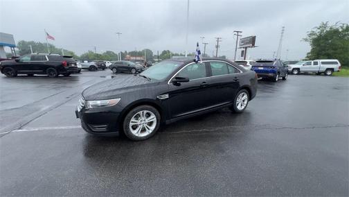 2017 Ford Taurus SEL
