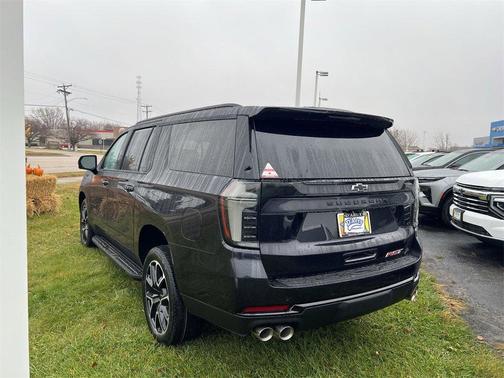 2026 Chevrolet Suburban RST