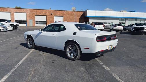 2021 Dodge Challenger SXT
