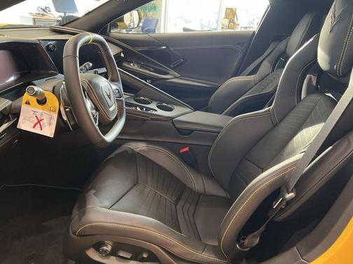 2026 Chevrolet Corvette Stingray w/2LT