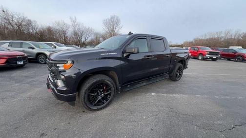 2022 Chevrolet Silverado 1500 Custom