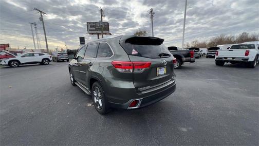 2017 Toyota Highlander Limited Platinum