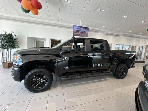 2025 Chevrolet Silverado 1500 Custom Trail Boss