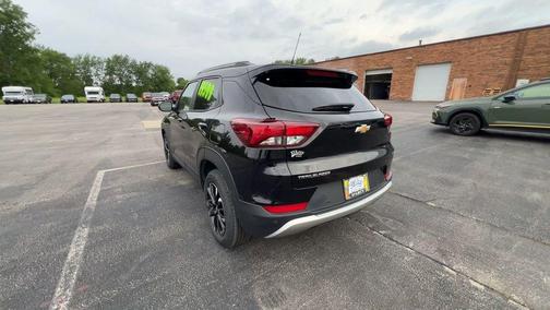 Mosaic Black Metallic 2022 Chevrolet Trailblazer LT