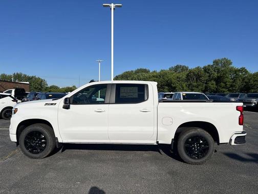 Summit White 2026 Chevrolet Silverado 1500 RST