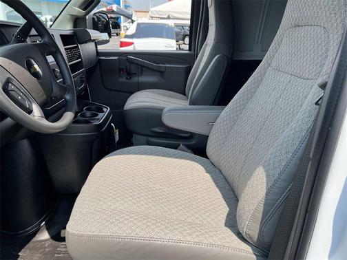 2025 Chevrolet Express 3500 Work Van