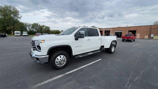 2025 Chevrolet Silverado 3500 LTZ
