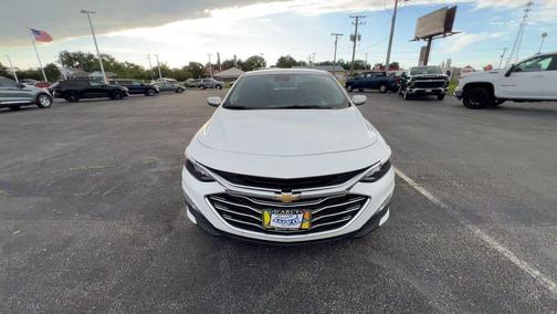 Summit White 2024 Chevrolet Malibu LT