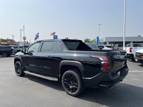 2025 Chevrolet Silverado EV LT
