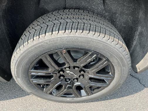 2025 Chevrolet Silverado EV LT