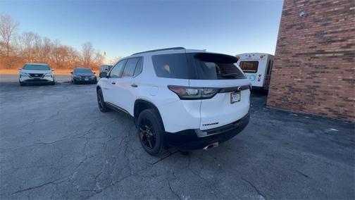 2021 Chevrolet Traverse Premier