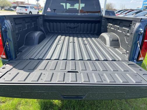 Lakeshore Blue Metallic 2026 Chevrolet Silverado 2500 High Country