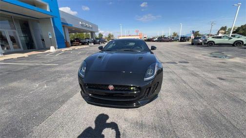 2016 Jaguar F-TYPE R