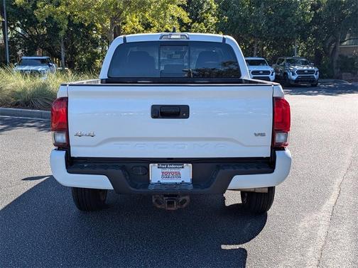 2022 Toyota Tacoma SR5