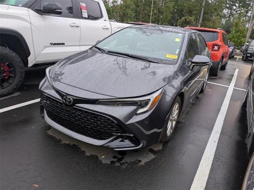 2024 Toyota Corolla Hatchback SE