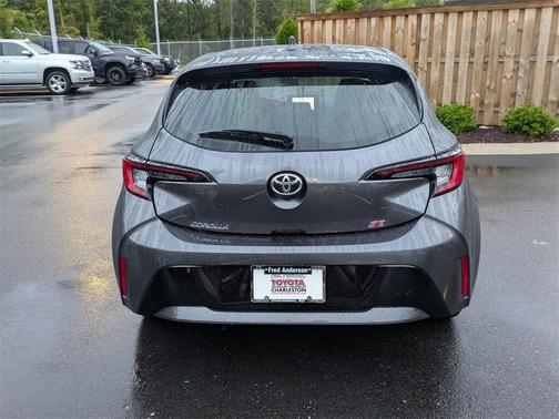 2024 Toyota Corolla Hatchback SE