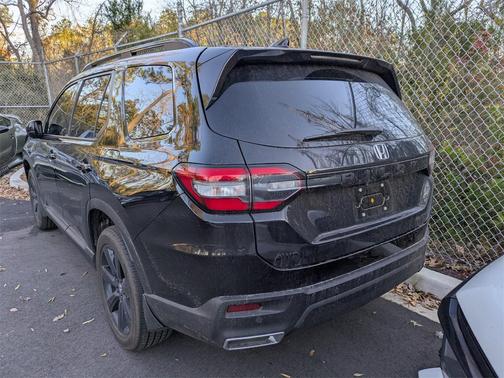 2025 Honda Pilot Black Edition