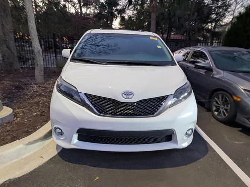 2015 Toyota Sienna SE