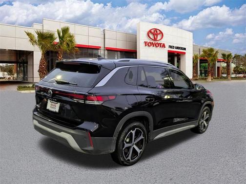 2025 Volkswagen Tiguan 2.0T SE