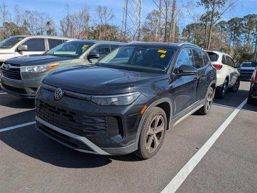 2025 Volkswagen Tiguan 2.0T SE