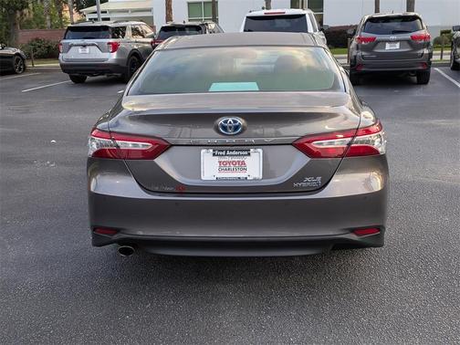 2018 Toyota Camry Hybrid XLE
