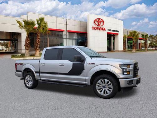 INGOT SILVER 2017 Ford F-150 XLT