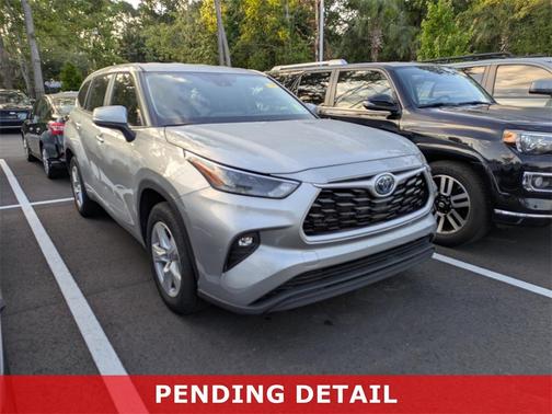 2023 Toyota Highlander Hybrid LE