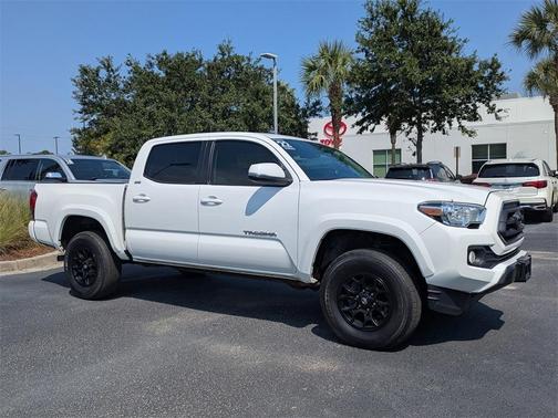 2022 Toyota Tacoma SR5