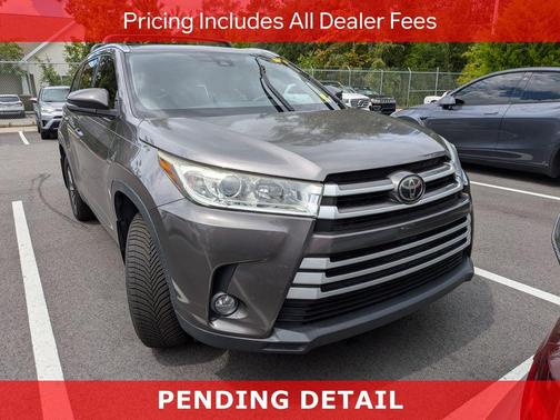 Predawn Gray Mica 2017 Toyota Highlander XLE