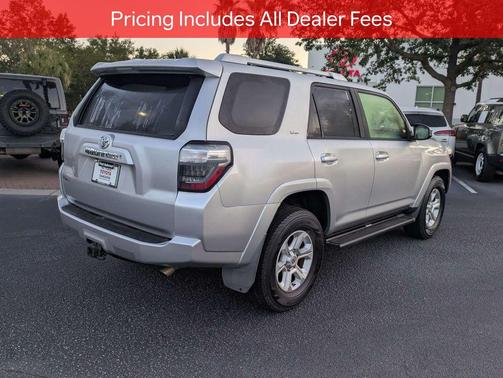 Classic Silver Metallic 2015 Toyota 4Runner SR5