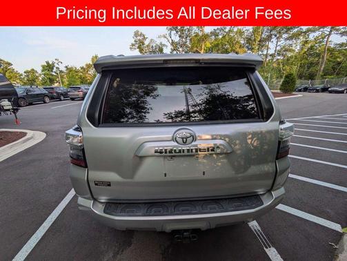 Classic Silver Metallic 2015 Toyota 4Runner SR5