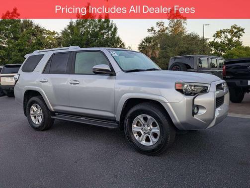 Classic Silver Metallic 2015 Toyota 4Runner SR5