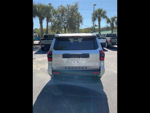 2025 Toyota 4Runner SR5