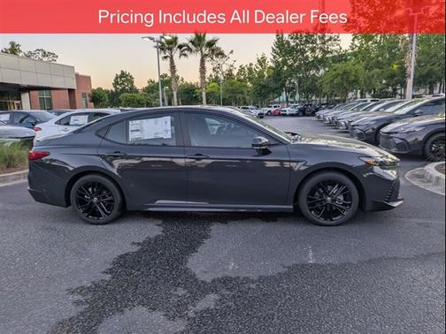 Underground 2026 Toyota Camry SE