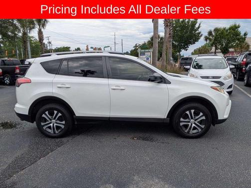 Super White 2018 Toyota RAV4 LE