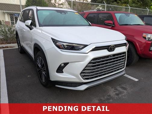 2024 Toyota Grand Highlander Hybrid MAX Platinum
