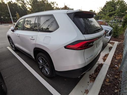 2024 Toyota Grand Highlander Hybrid MAX Platinum