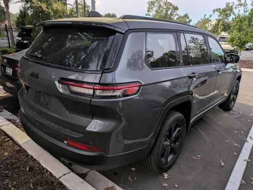 2025 Jeep Grand Cherokee L Laredo
