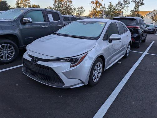 Classic Silver Metallic 2022 Toyota Corolla LE