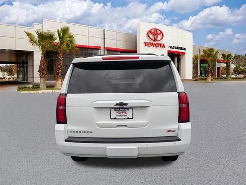 2017 Chevrolet Suburban LT