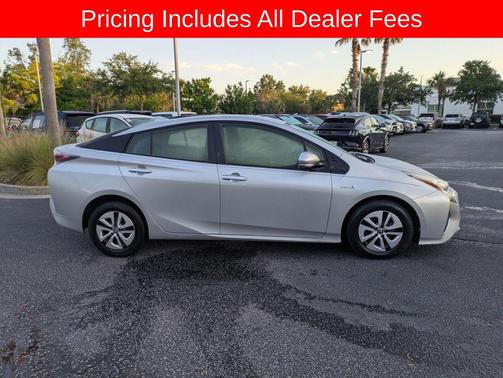 Classic Silver Metallic 2016 Toyota Prius Three
