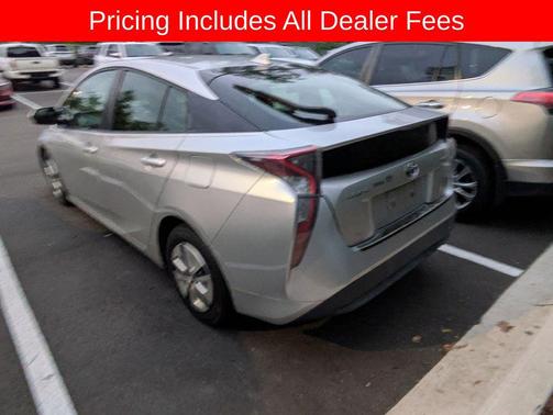 Classic Silver Metallic 2016 Toyota Prius Three